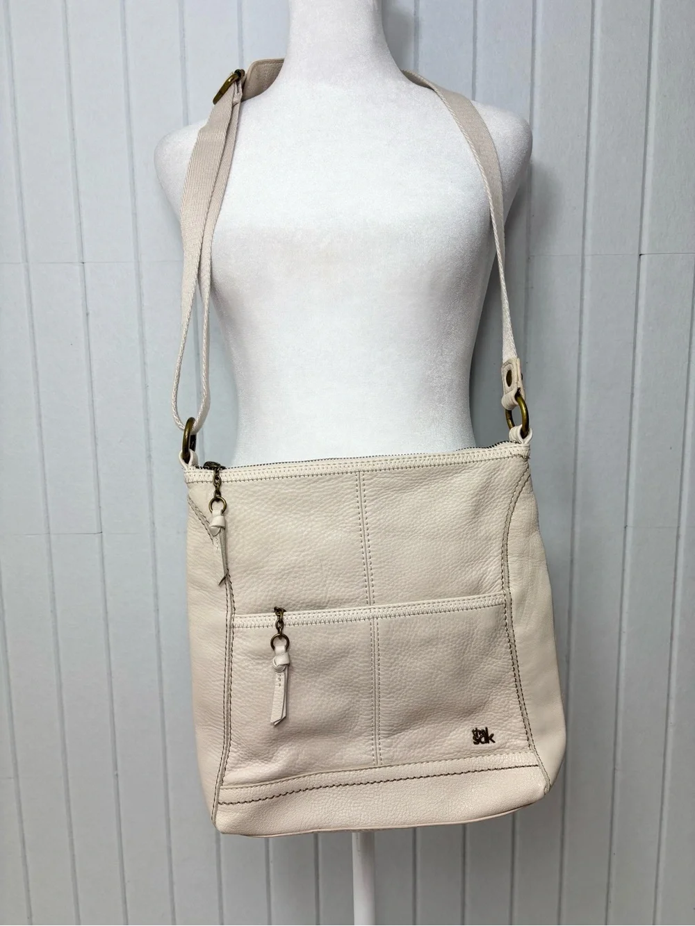 The Sak Cream Leather Crossbody Shoulder Bag